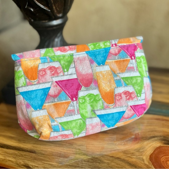 Bright Cocktails Print magnetic clasp Clutch Fabric Handmade Clutch - Picture 2 of 6